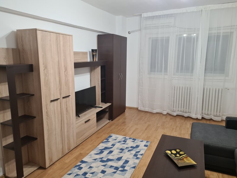 Bucur Obor, Calea Mosilor stradal