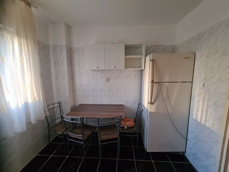 Bucur Obor, Calea Mosilor stradal